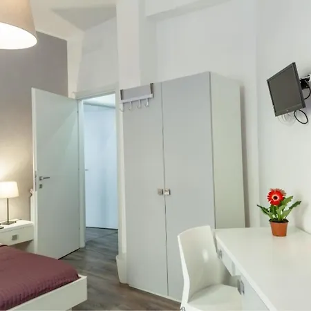 Infinity Castle Konukevi