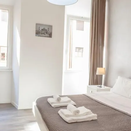 Infinity Castle Πανσιόν 4*